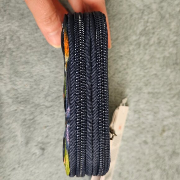 NWT Lug Splits compact RFID wallet in Bloom Navy - Picture 2 of 6